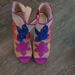 Jessica Simpson Multicolor Floral Heels